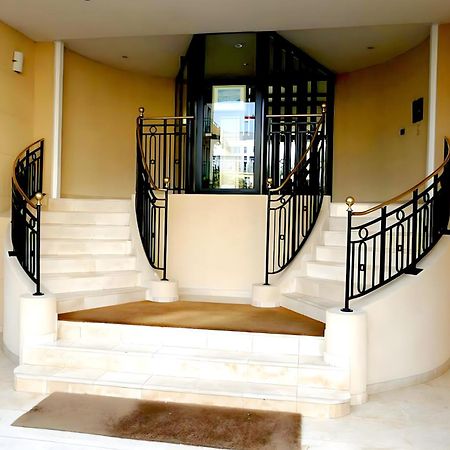 Appartement 3 Chambres, 9P, Hyper Centre Disney Chessy  Esterno foto